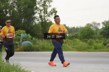 Runner Photo 2042181
