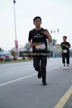 Runner Photo 2042185