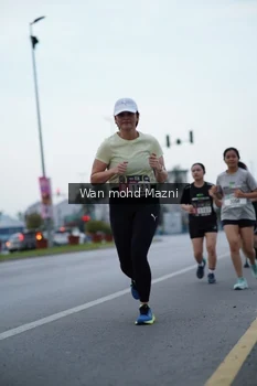 Runner Photo 2042216