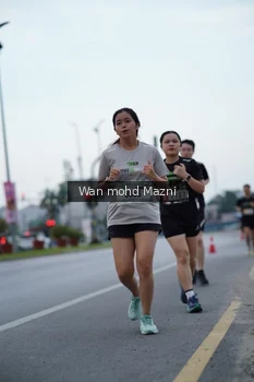 Runner Photo 2042236