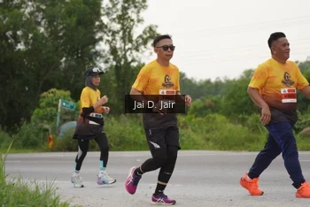 Runner Photo 2042254