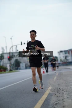 Runner Photo 2042257