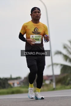 Runner Photo 2042258