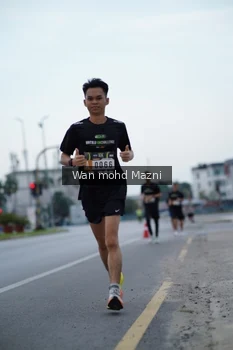 Runner Photo 2042272