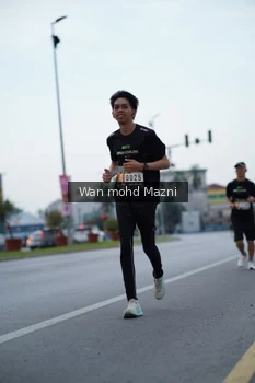 Runner Photo 2042278