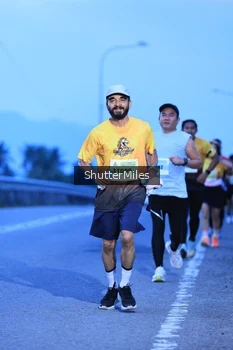 Runner Photo 2042281