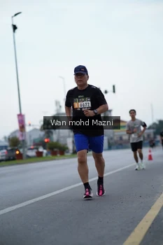Runner Photo 2042314