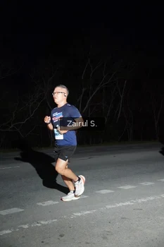 Runner Photo 2042363