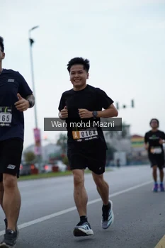 Runner Photo 2042401
