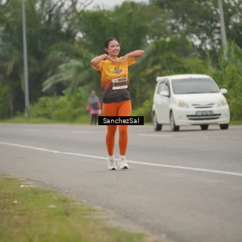 Runner Photo 2042403
