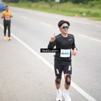 Runner Photo 2042405