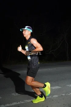 Runner Photo 2042412