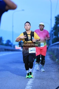Runner Photo 2042427