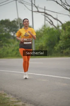 Runner Photo 2042444