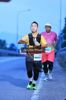 Runner Photo 2042446