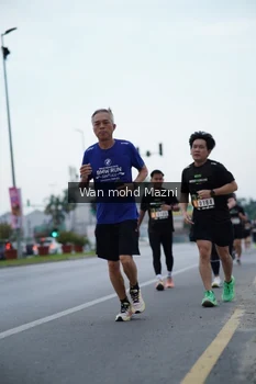 Runner Photo 2042448