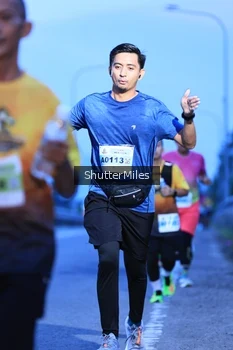 Runner Photo 2042453