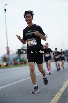 Runner Photo 2042480