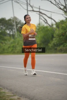 Runner Photo 2042496