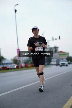 Runner Photo 2042537