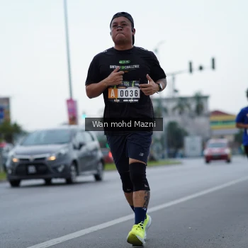 Runner Photo 2042549