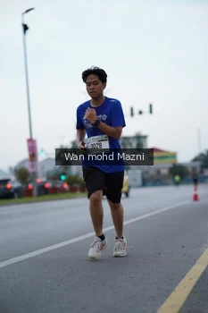 Runner Photo 2042561