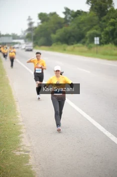 Runner Photo 2042673