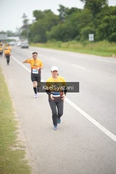 Runner Photo 2042678