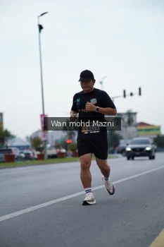 Runner Photo 2042689
