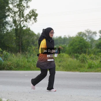 Runner Photo 2042706