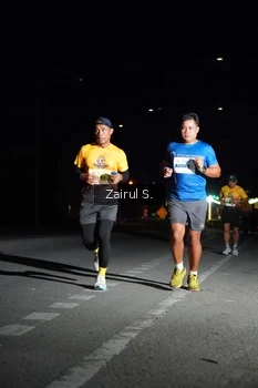 Runner Photo 2042708
