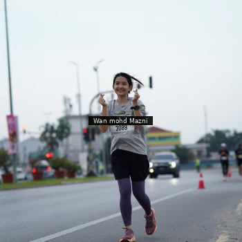 Runner Photo 2042710