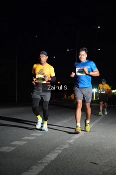 Runner Photo 2042712
