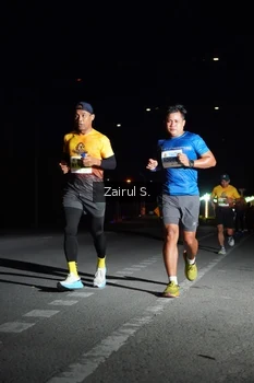 Runner Photo 2042718