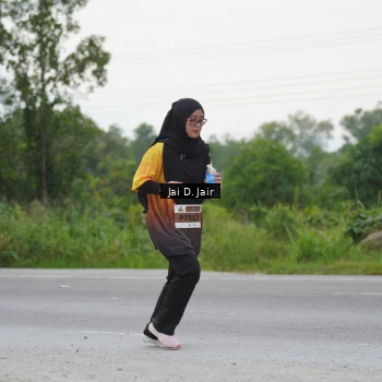 Runner Photo 2042742