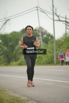 Runner Photo 2042788