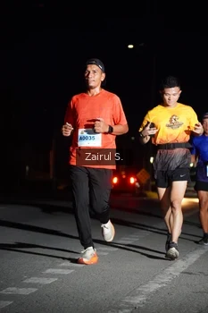 Runner Photo 2042795