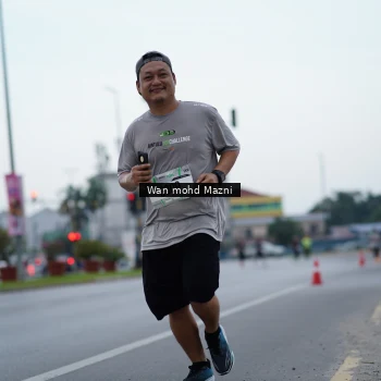 Runner Photo 2042796