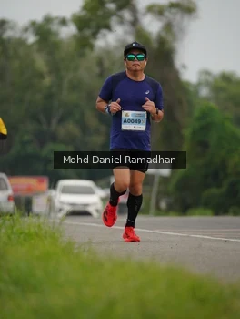 Runner Photo 2042803