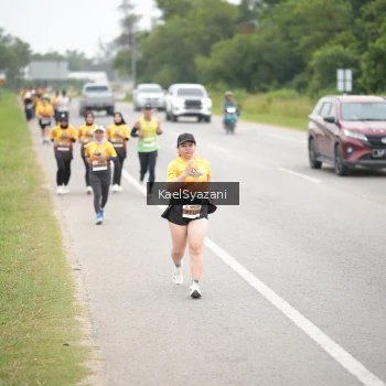 Runner Photo 2042849