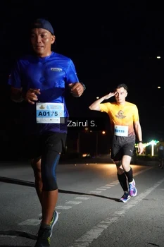 Runner Photo 2042900