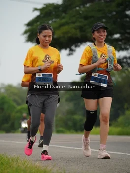 Runner Photo 2042904