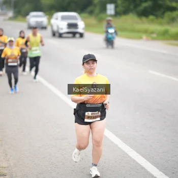 Runner Photo 2042912