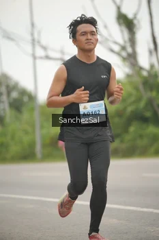 Runner Photo 2042919