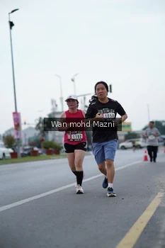 Runner Photo 2042921