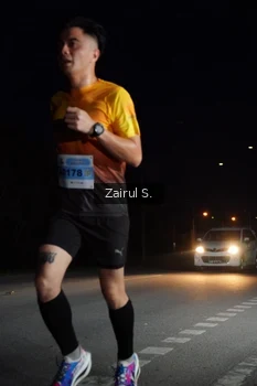 Runner Photo 2042939