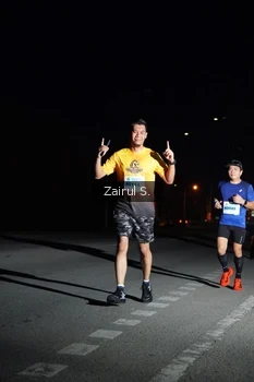 Runner Photo 2042948