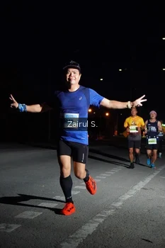 Runner Photo 2042957