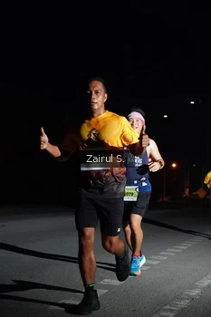 Runner Photo 2042990