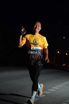 Runner Photo 2043007